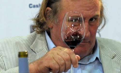 Жерар Депардье не возглавит крымское виноделие