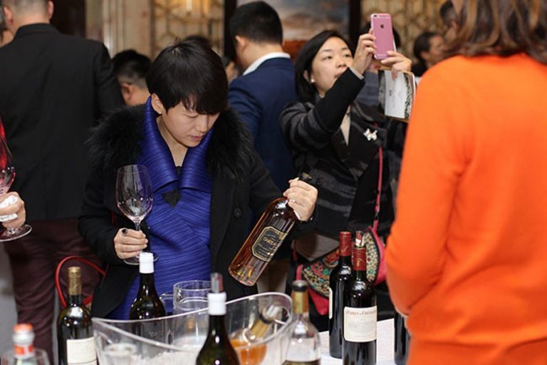 Китай наращивает импорт вина